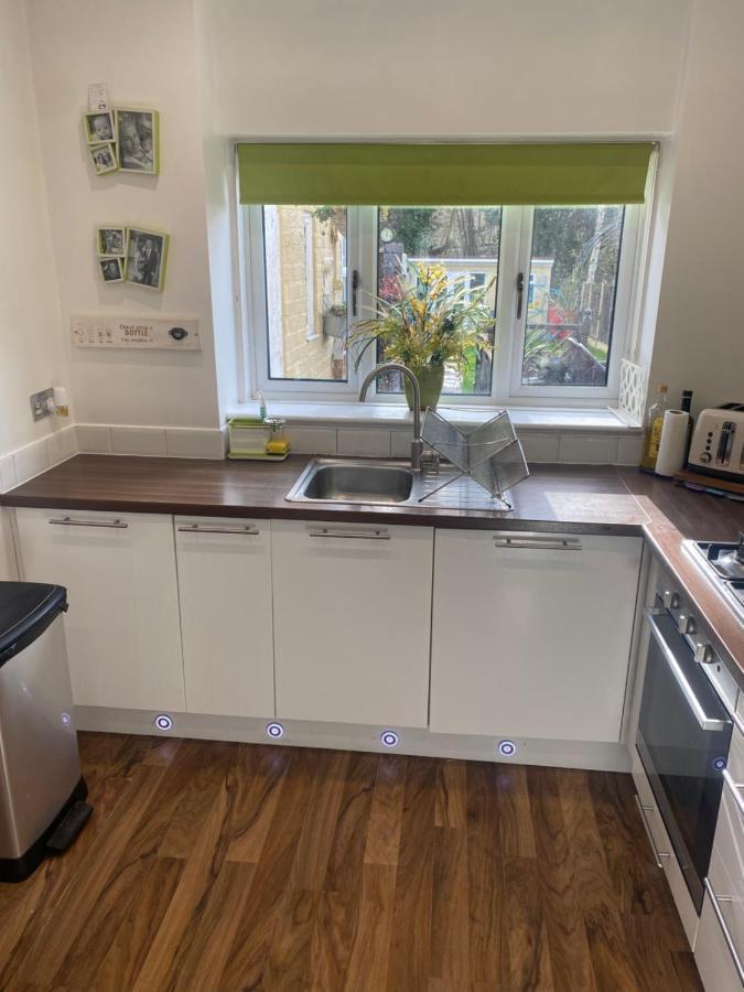 Large Home, Close To Bhx, Nec, Jlr, 4 Double Beds! Birmingham Exterior foto